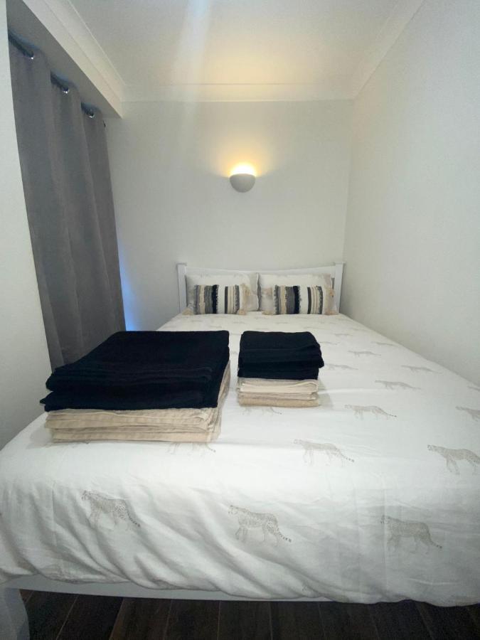 Central London, Jaccuzzi,Newbuild, 2 Bedrooms Two Baths Exteriér fotografie